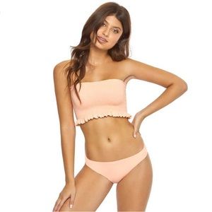 Pilyq coral set. Size medium